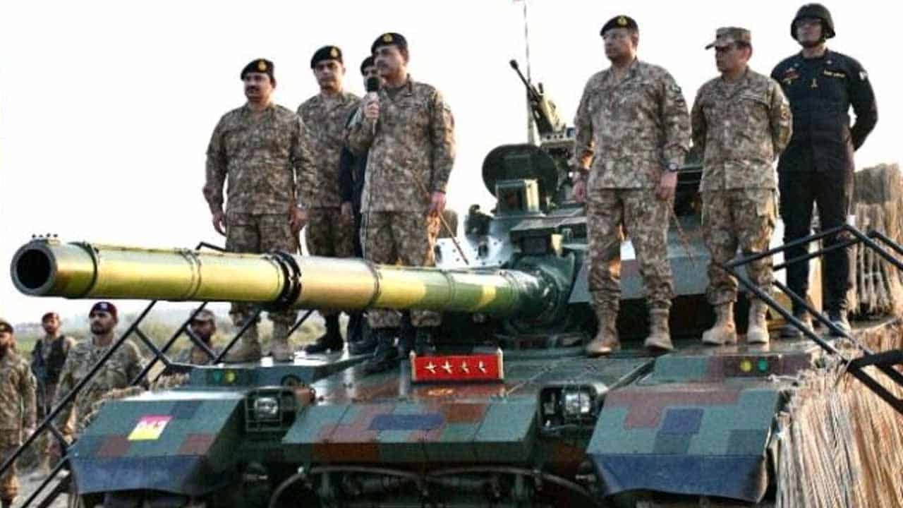 COAS stresses on mission-oriented training for excellence on battlefield