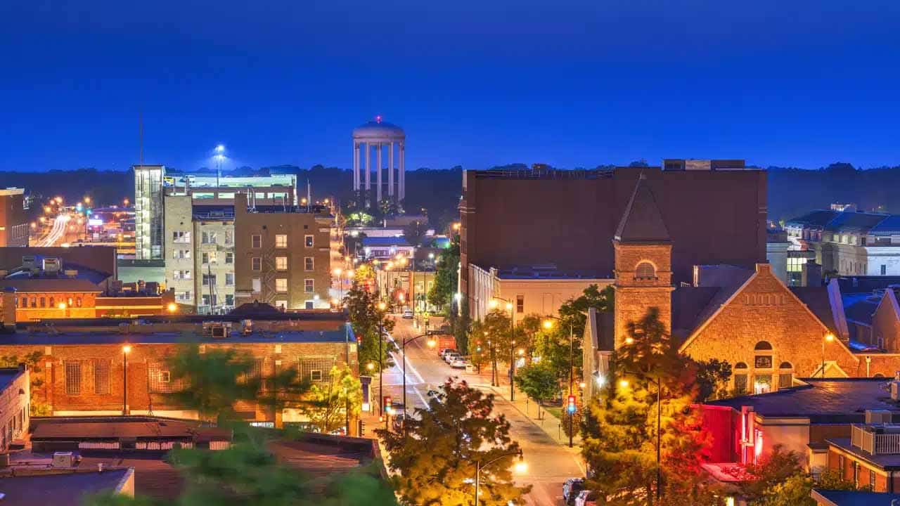 Media professionals worldwide can apply for a fellowship in Columbia, Missouri
