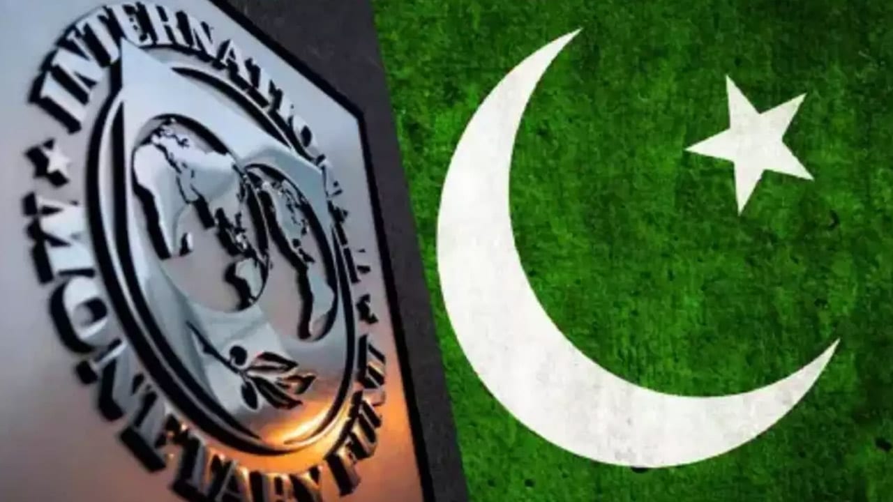 Pakistan loan tranche review not on IMF meeting agenda till mid-Dec