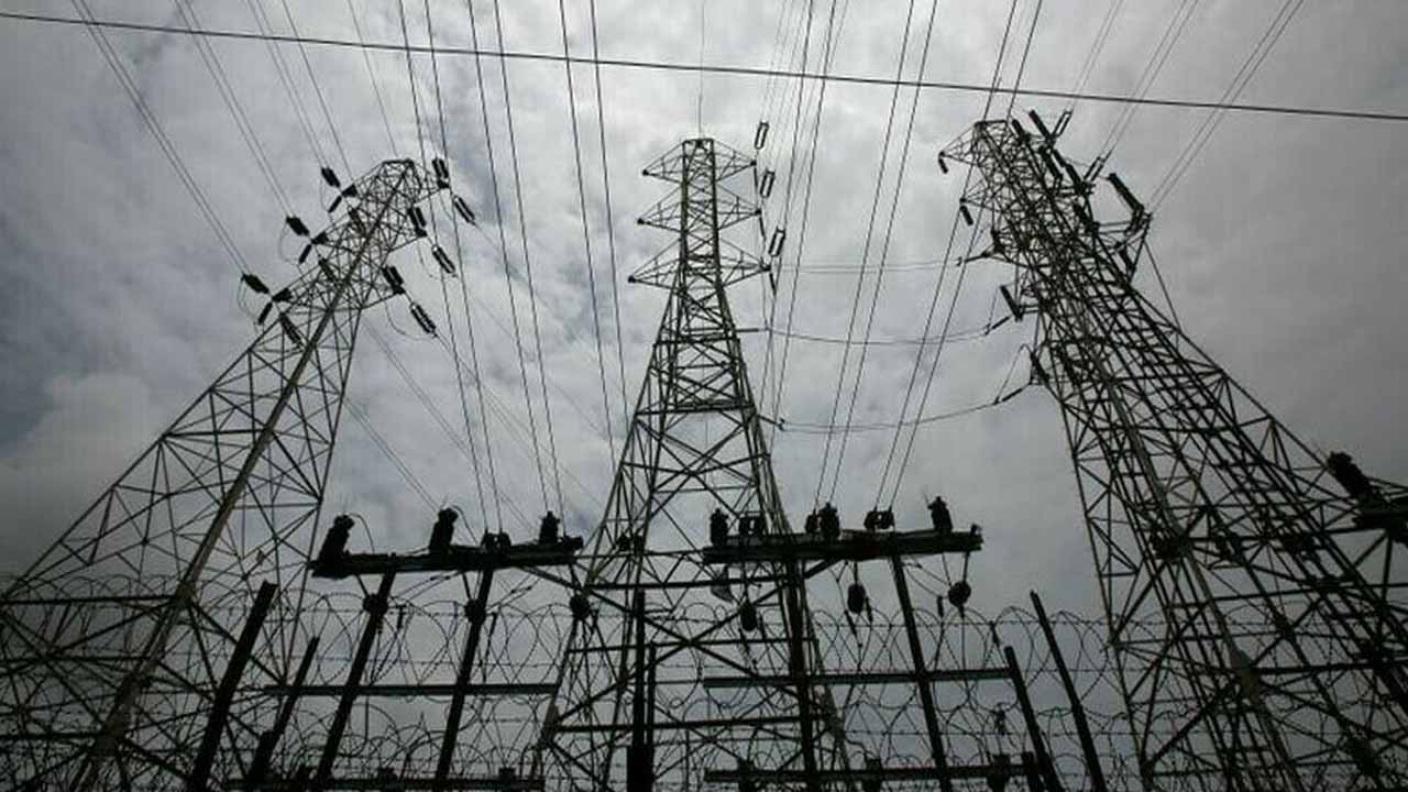 In 2023, Pakistan Increases Electricity Tariff by Rs10.73 per Unit