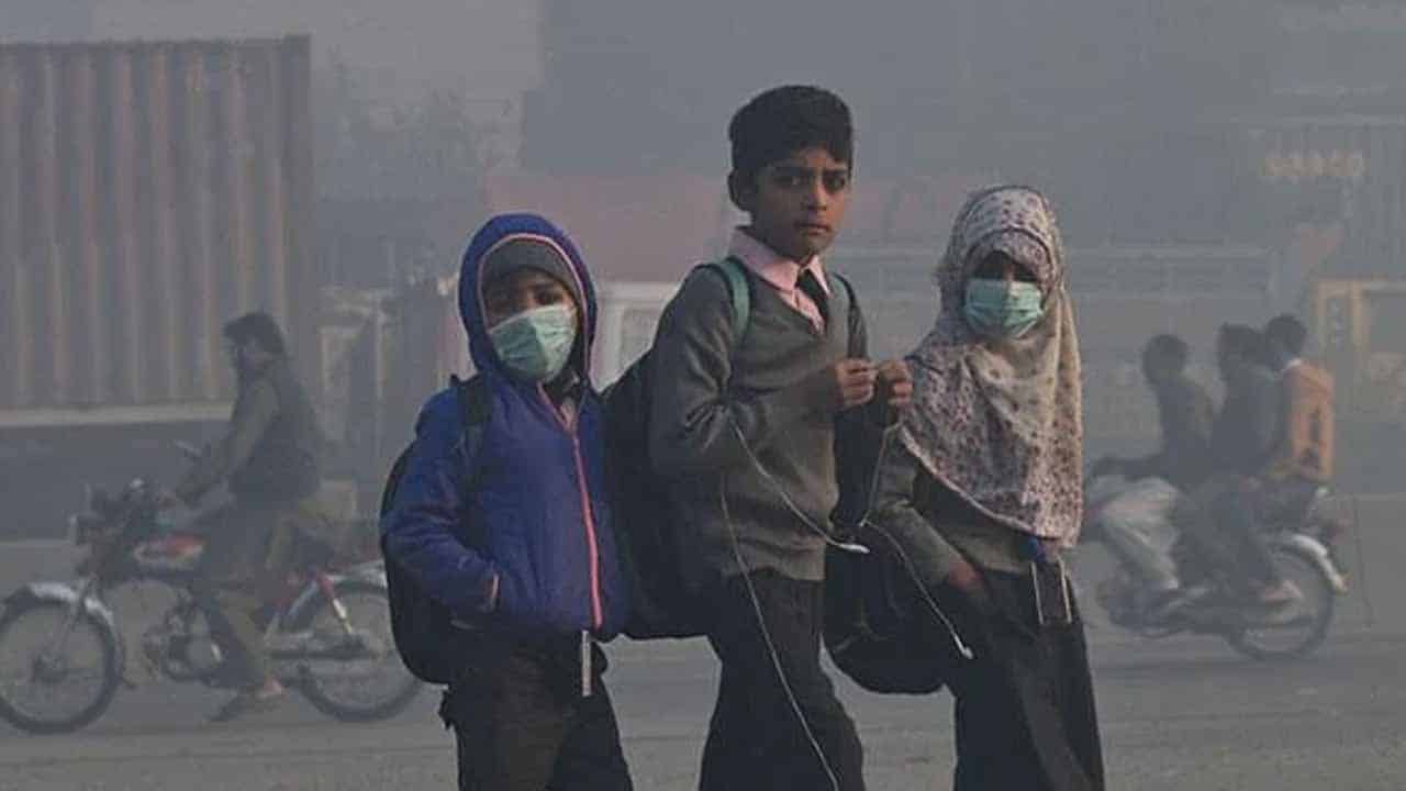 School Closure Tomorrow: Decision Amidst Anti-Smog Efforts in Punjab