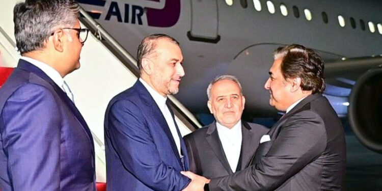 Iranian FM arrives in Islamabad on visit to Pakistan