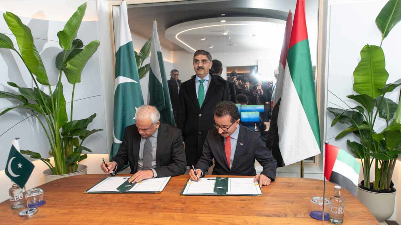 Pakistan, Dubai ink over $3billion investment pact at Davos