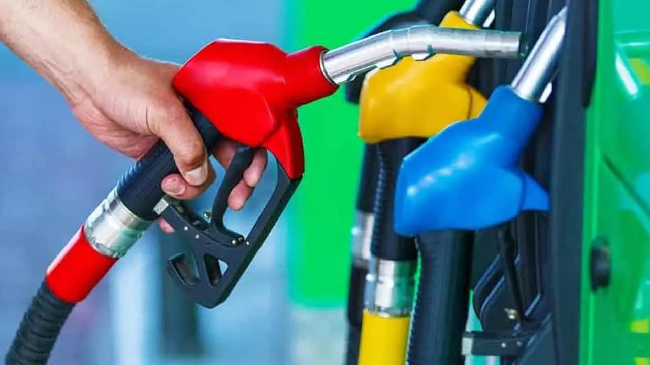 Here is how much Petrol Price likely to go down in upcoming review