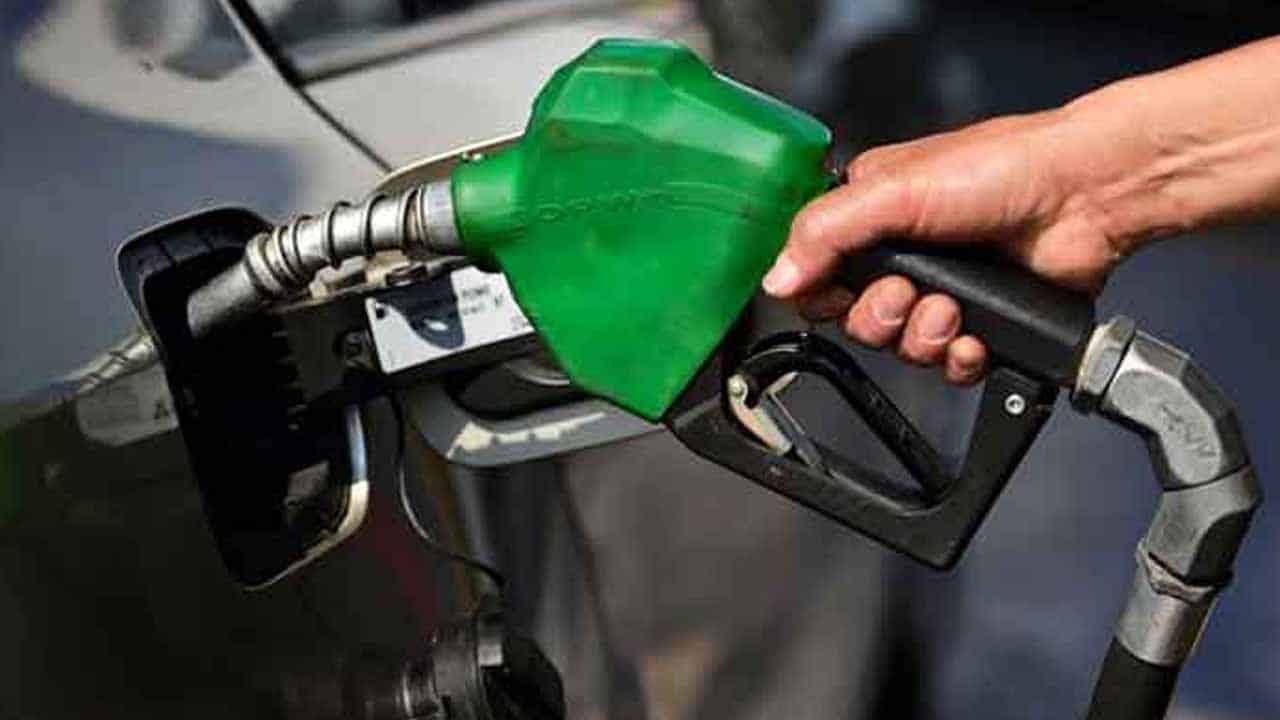 Expected Reduction of Rs10 in Petrol and Diesel Prices
