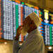 KSE-100 index plunges over 2,000 points as uncertainty surrounds election results