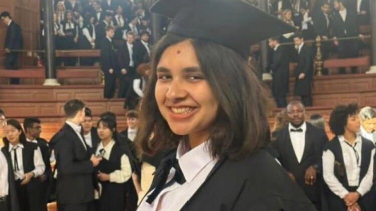 Alina Ahsan, Pakistan origin Student wins King›s Gold Medal