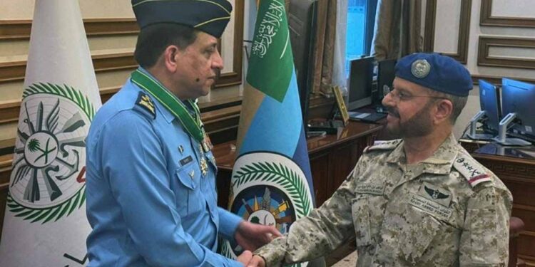 Pakistan and Saudi Arabia to Strengthen Defense Cooperation