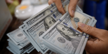 Rupee sees marginal gain against US dollar