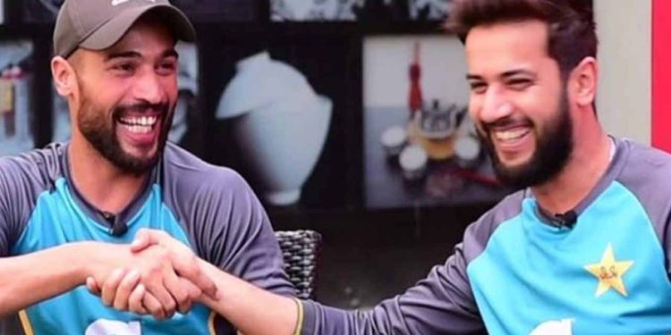 Imad Wasim and Mohammed Amir Included in Squad for Kakul Training Camp