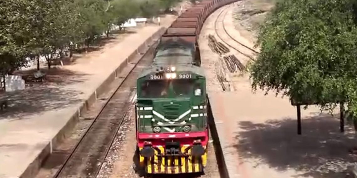 Pakistan Railways sets record with longest, heaviest freight train run
