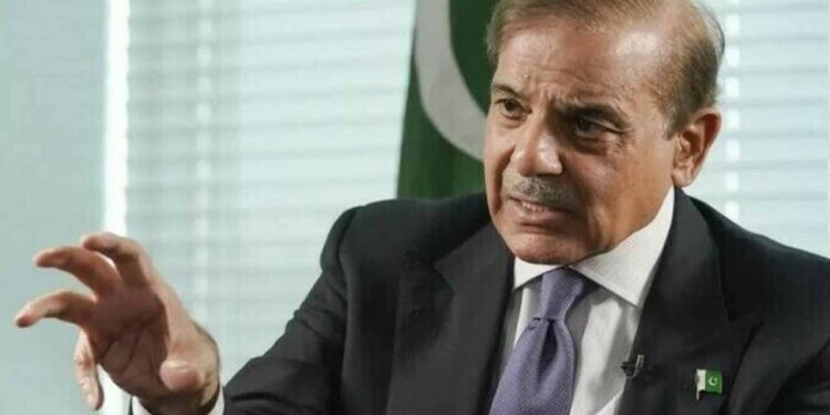 PM Shehbaz Expresses Concern over Gas Tariff Hike