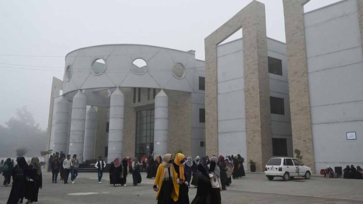 Saudi Arabia Plans New University in Pakistan to Address Skilled Worker Needs