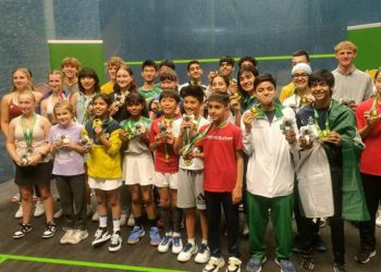 Pakistan players win gold, bronze medals in Australia Junior Squash