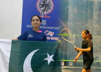 Pakistani squash player Mahnoor Ali wins gold medal in Singapore Junior Open Championship