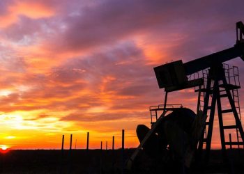 Pakistan Discovers Major Oil and Gas Reserve in Attock