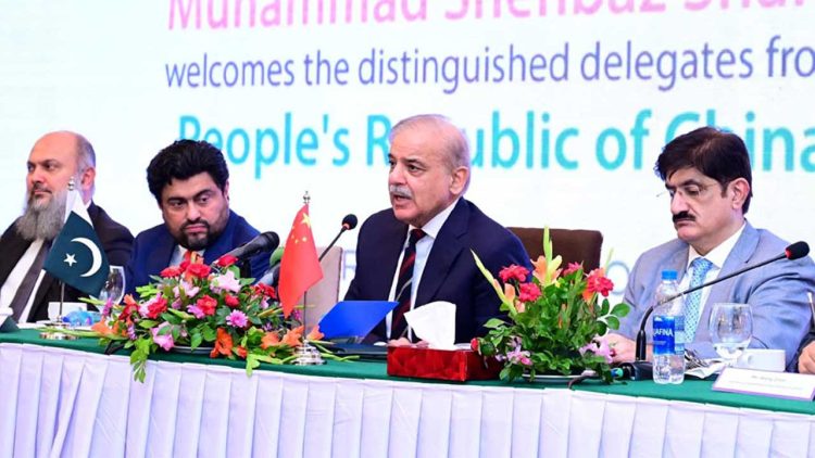 PM Shehbaz Sharif Advocates Stronger Pak-China Collaboration in Key Sectors