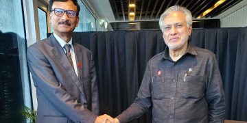 Pakistan and Bangladesh Commit to Strengthening Strategic Ties at Samoa Meeting