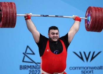 Pakistan’s Nooh Dastgir Butt Wins Three Gold Medals at Commonwealth Powerlifting Championship