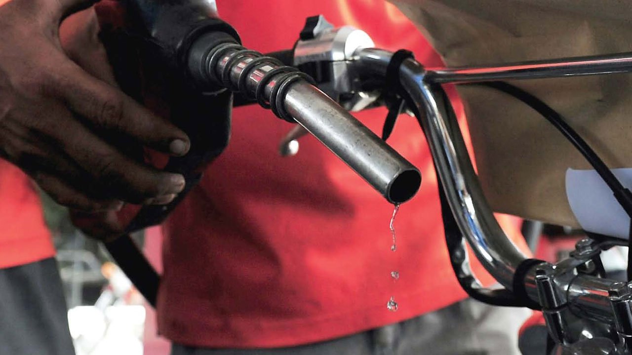 Petrol sees slight rise by Re1, high-speed diesel by Rs7 in new prices