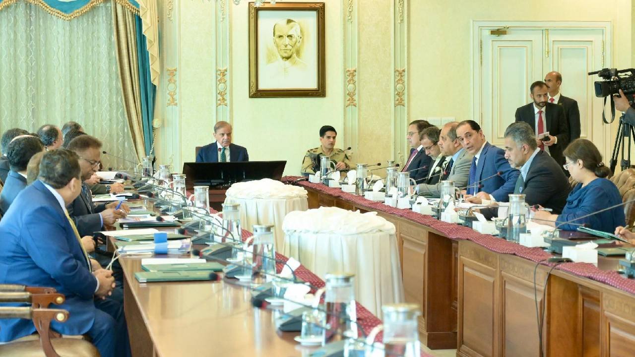 Increasing exports is the Govt’s highest priority: Shehbaz Sharif