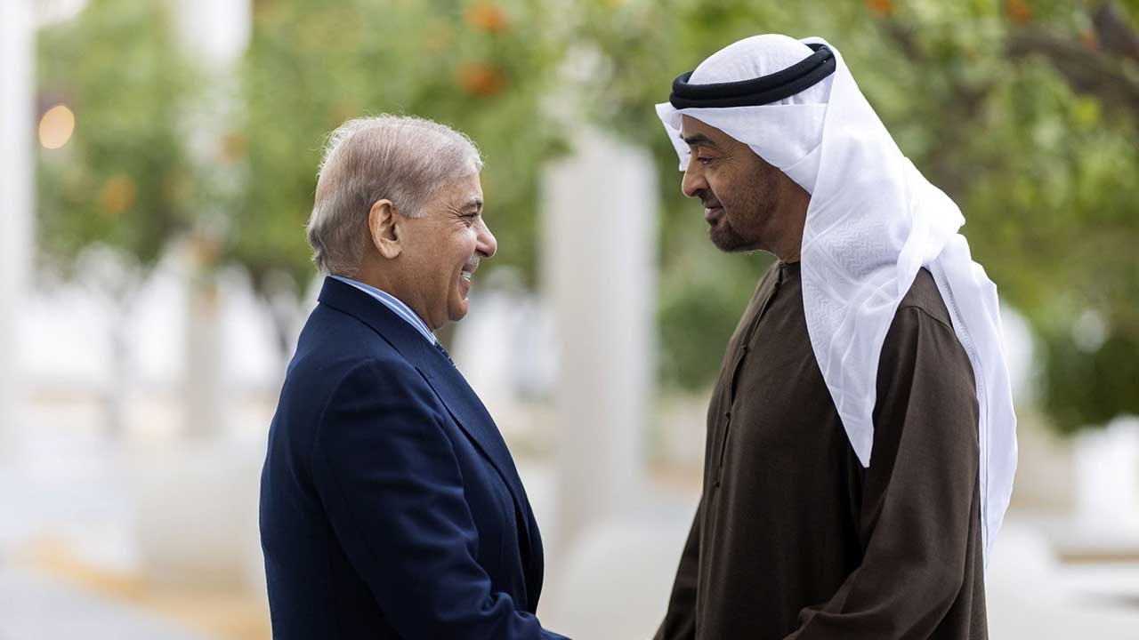 Pakistan, UAE Leaders Vow Stronger Cooperation in Pursuit of Peace and Stability