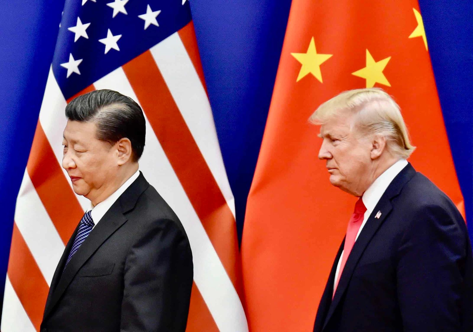 trump threatens china