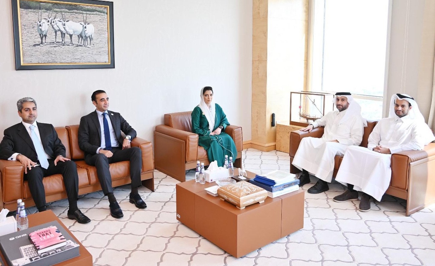 Pak Qatar discuss boosting trade