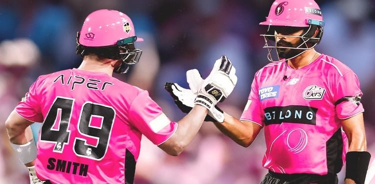 Smith and Babar Lead Sydney Sixers to Convincing Win Over Thunder