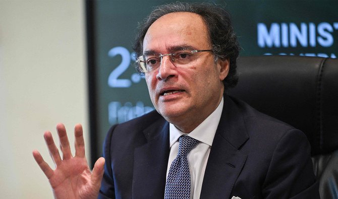 Finance Minister Aurangzeb Highlights Role of Exports and Debt Management in Economic Growth at Davos