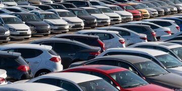 Auto loans jump for 15th month, hit Rs336bn in February