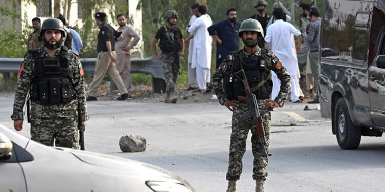 Security forces kill 8 terrorists along Pak-Afghan border in North Waziristan: ISPR