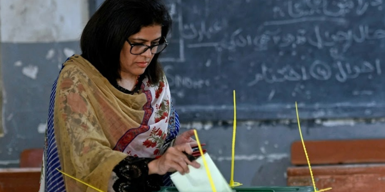 KP Starts Special Women Voter Registration Campaign in Lower Dir