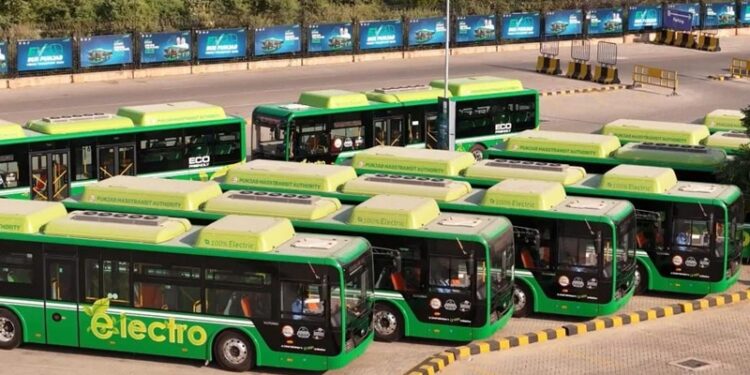 Rawalpindi's Green Bus Service Expands With Two New Routes to Ease Commuter Woes