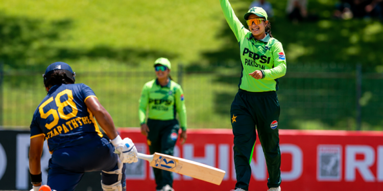 Gull Feroza, Sidra Amin smash fifties as clinical Pakistan down Sri Lanka in first ODI