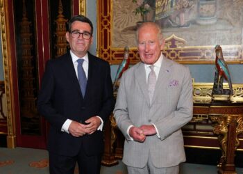 Burnham Becomes UK Prime Minister After Meeting King