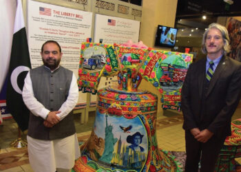 Aurangzeb Khichi inaugurates American Liberty Bell exhibition
