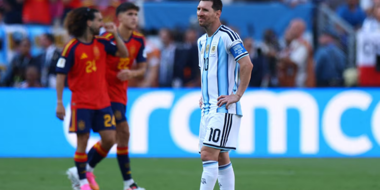 Messi Says Argentina's Defeat by Spain Left 'Immense Pain'