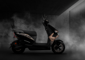 Pakistan, China Introduce Electric Motorcycle with 200km Range and Swappable Batteries