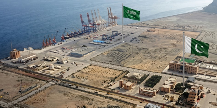 Saudi Investors Plan $10 Billion Investment Across Key Sectors in Pakistan