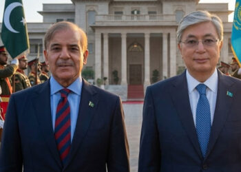 Pakistan, Kazakhstan Agree To Expand Trade And Investment Cooperation At SCO Meeting