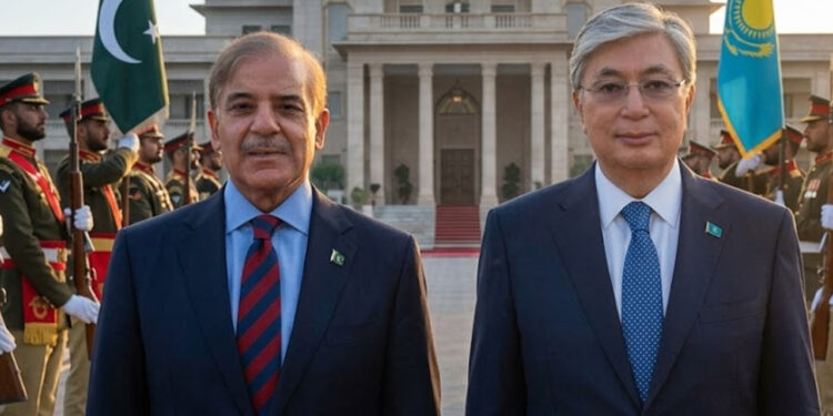 Pakistan, Kazakhstan Agree To Expand Trade And Investment Cooperation At SCO Meeting