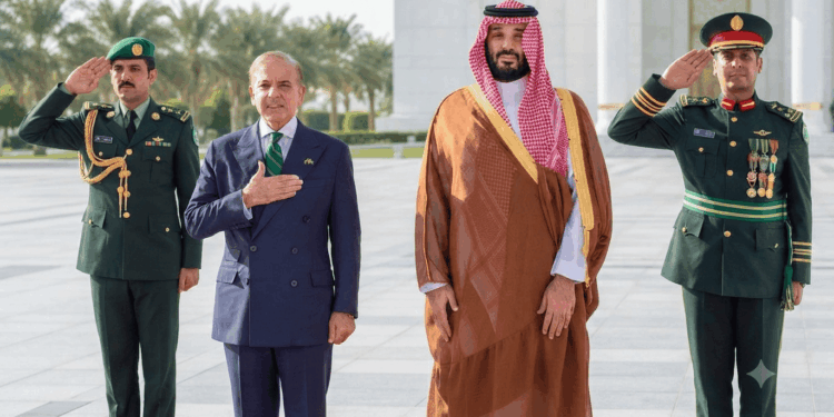 Pakistan Draws a Red Line With Iran Over Houthi Strikes on Saudi Arabia