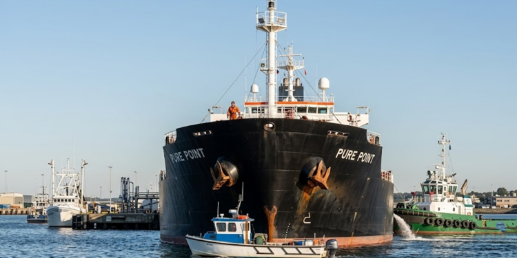 Pakistan Plans New Gateway for Foreign Oil Suppliers