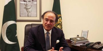 Pakistan’s Economy Records 2.5% Growth in First Half of FY2025: Finance Minister Highlights Positive Trajectory