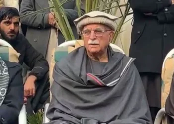 Achakzai Calls for Democratic 'New Pakistan' at Karachi Lawyers' Seminar