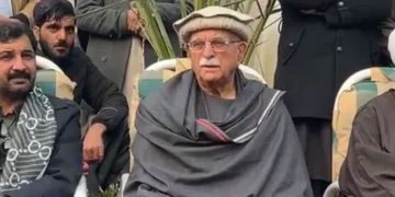 Achakzai Calls for Democratic 'New Pakistan' at Karachi Lawyers' Seminar