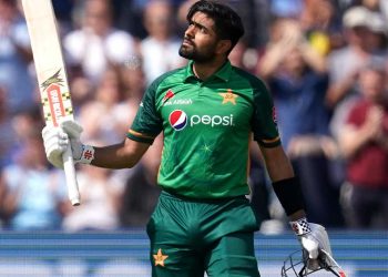 Babar Azam Signs BBL Deal with Sydney Sixers