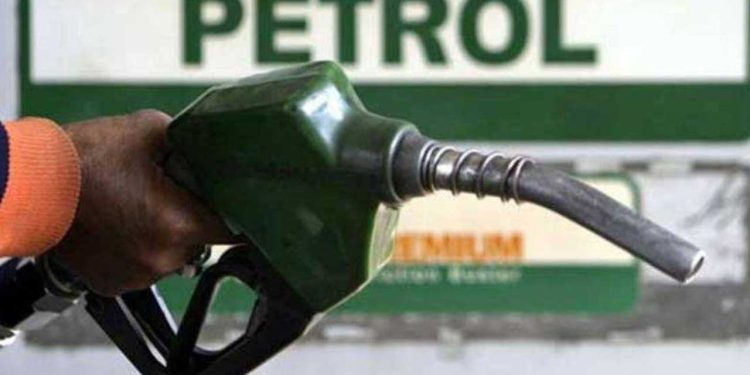 Narowal Petrol Pump Owner Offers Special Ramadan Fuel Discount
