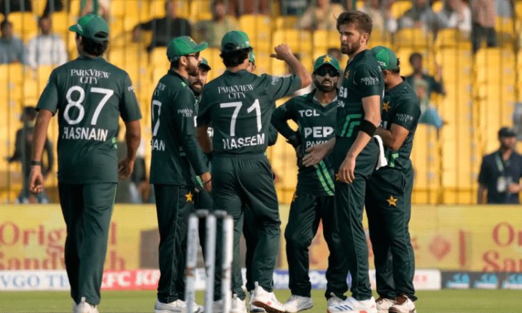 Pak star fail to break into top 10